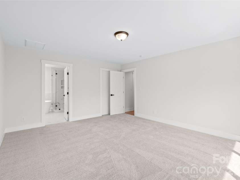 3646 46th Avenue, Hickory, NC 28601.  MLS# CAR4221806, YatesRealty ID 2614. 