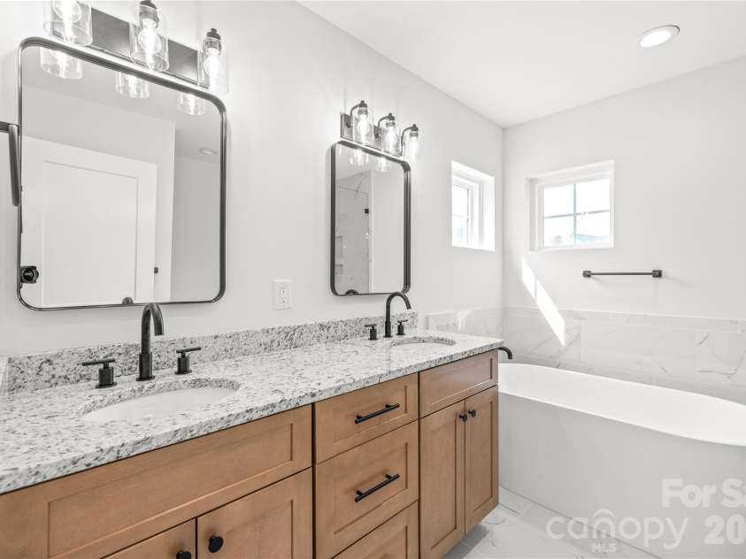 3646 46th Avenue, Hickory, NC 28601.  MLS# CAR4221806, YatesRealty ID 2614. 