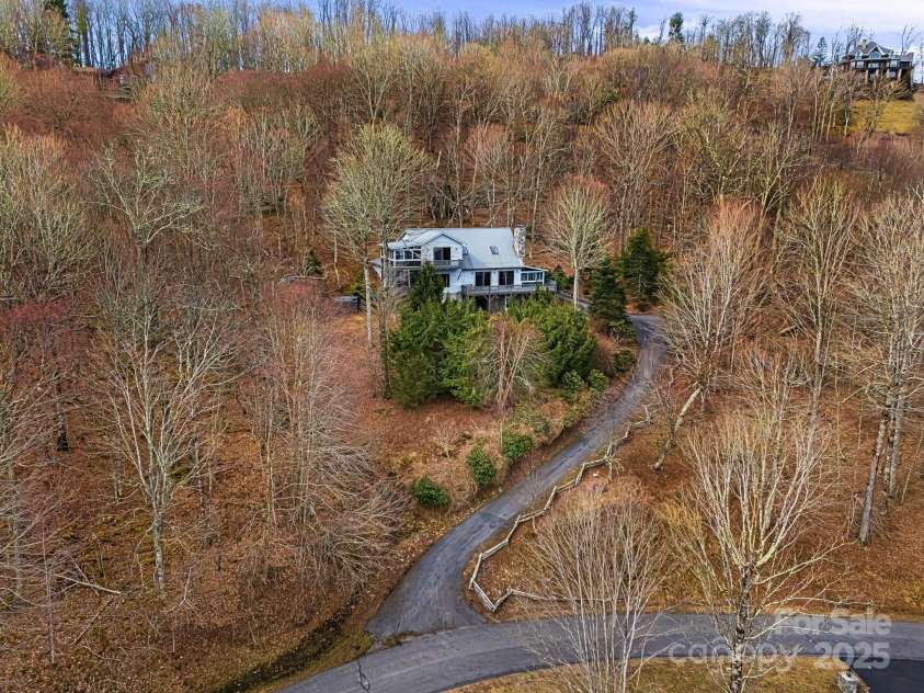 646 Overlook Drive, Mars Hill, NC 28754.  MLS# CAR4224673, YatesRealty ID 2614. Beautiful Setting