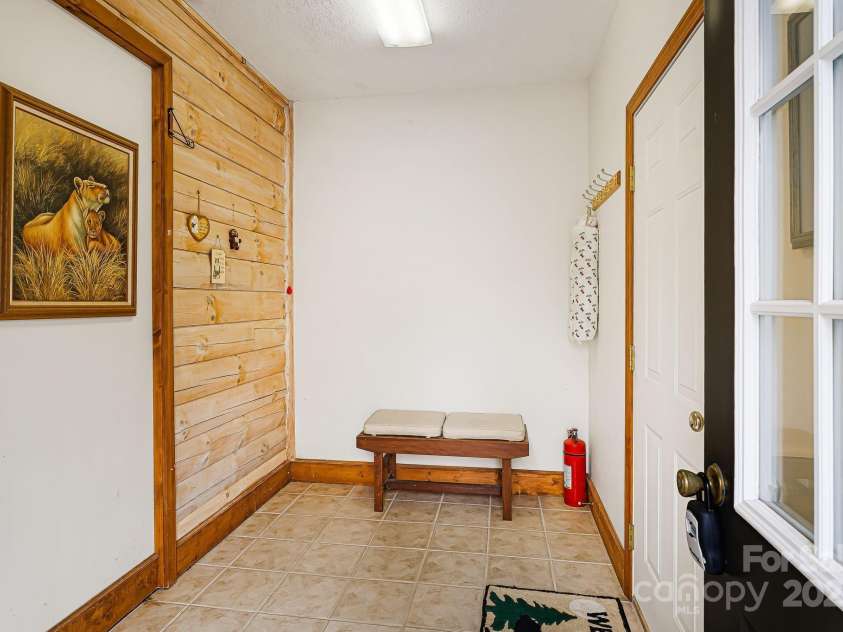 646 Overlook Drive, Mars Hill, NC 28754.  MLS# CAR4224673, YatesRealty ID 2614. Foyer