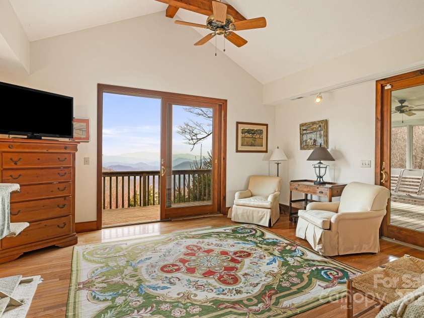 646 Overlook Drive, Mars Hill, NC 28754.  MLS# CAR4224673, YatesRealty ID 2614. Primary Bedroom Upstairs