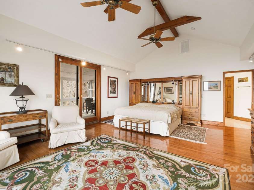 646 Overlook Drive, Mars Hill, NC 28754.  MLS# CAR4224673, YatesRealty ID 2614. Primary Bedroom Upstairs