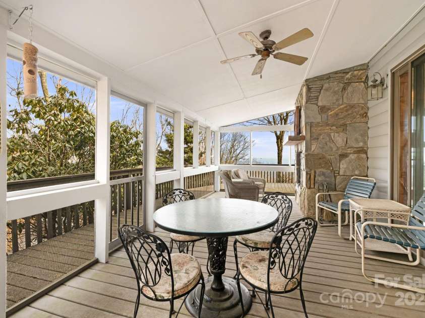 646 Overlook Drive, Mars Hill, NC 28754.  MLS# CAR4224673, YatesRealty ID 2614. Screened Porch Off Dining Area