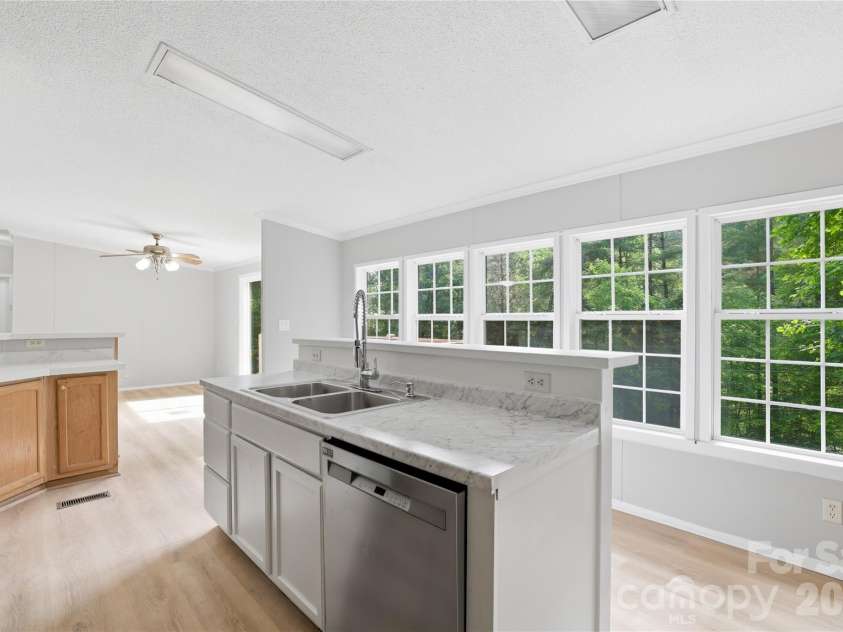 508 Cripple Creek Road, Sylva, NC 28779.  MLS# CAR4387128, YatesRealty ID 26140. 