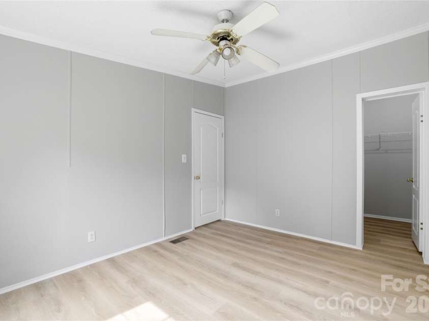 508 Cripple Creek Road, Sylva, NC 28779.  MLS# CAR4387128, YatesRealty ID 26140. 