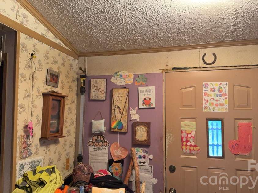 468 Long Branch Road, Green Mountain, NC 28740.  MLS# CAR4387792, YatesRealty ID 26142. 