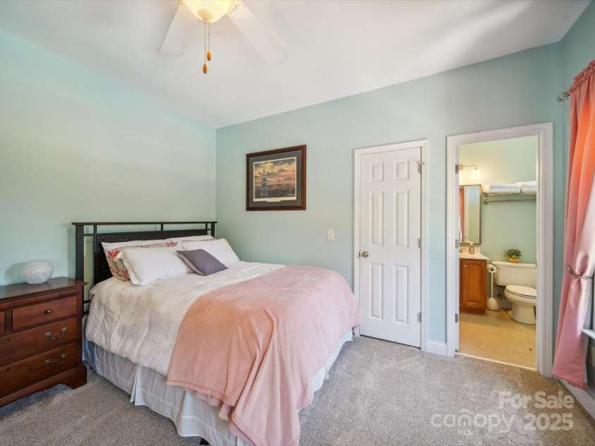 6523 Alba Rose Lane, Huntersville, NC 28078.  MLS# CAR4270008, YatesRealty ID 26142. Bedrom 4