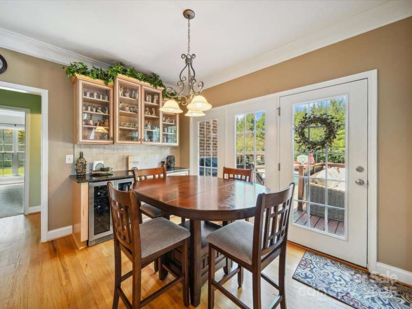 6523 Alba Rose Lane, Huntersville, NC 28078.  MLS# CAR4270008, YatesRealty ID 26142. Breakfast Nook