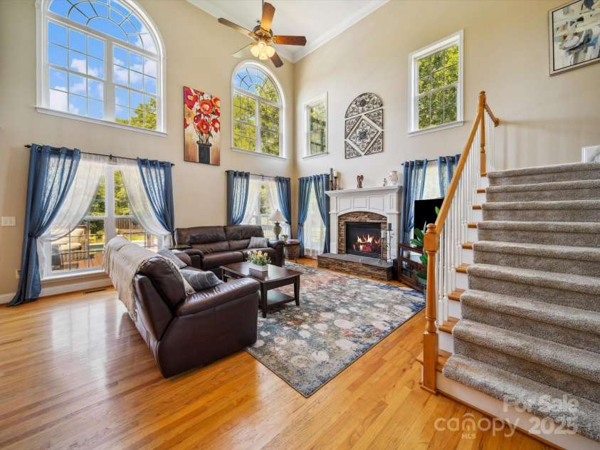 6523 Alba Rose Lane, Huntersville, NC 28078.  MLS# CAR4270008, YatesRealty ID 26142. Great Room