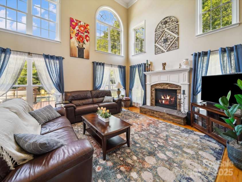 6523 Alba Rose Lane, Huntersville, NC 28078.  MLS# CAR4270008, YatesRealty ID 26142. Great Room