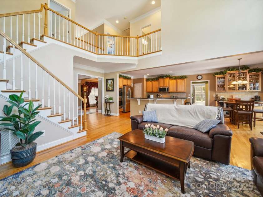 6523 Alba Rose Lane, Huntersville, NC 28078.  MLS# CAR4270008, YatesRealty ID 26142. Great Room