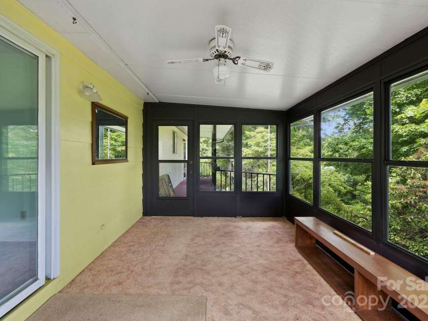 41 Deep Woods Road, Mills River, NC 28759.  MLS# CAR4270341, YatesRealty ID 26143. 