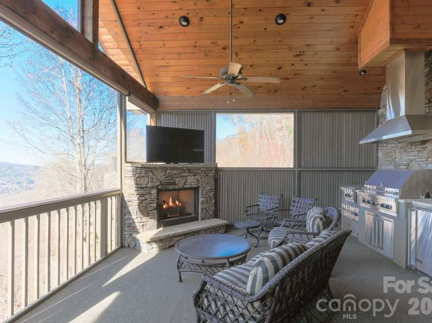 755 Andrew Banks Road, Burnsville, NC 28714.  MLS# CAR4385895, YatesRealty ID 26143. 