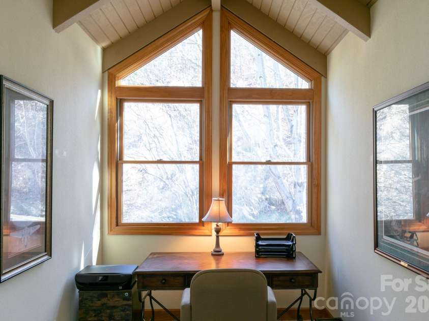 755 Andrew Banks Road, Burnsville, NC 28714.  MLS# CAR4385895, YatesRealty ID 26143. 