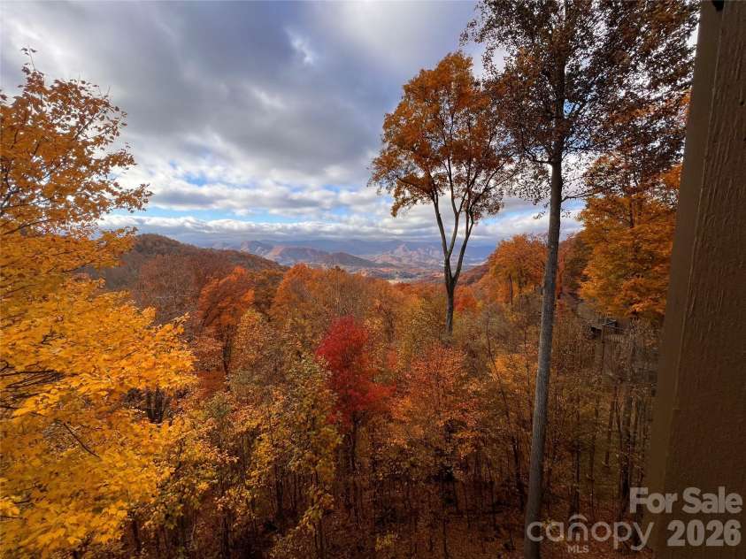 755 Andrew Banks Road, Burnsville, NC 28714.  MLS# CAR4385895, YatesRealty ID 26143. 