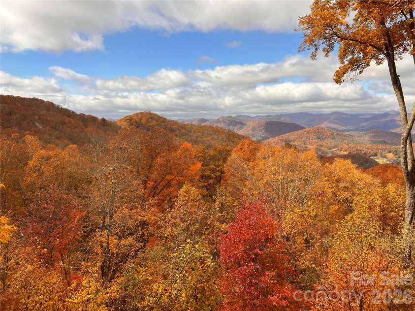 755 Andrew Banks Road, Burnsville, NC 28714.  MLS# CAR4385895, YatesRealty ID 26143. 