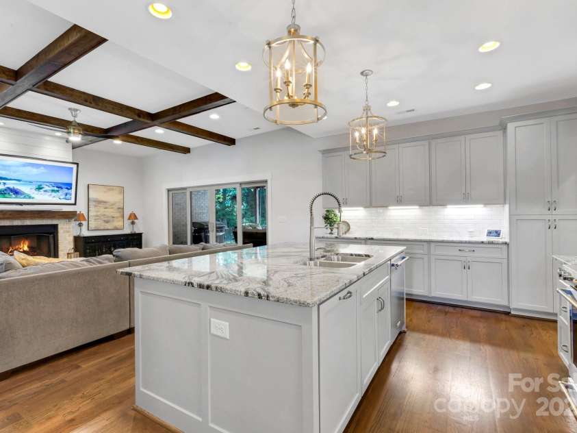 2122 Goose Creek Farm Lane, Indian Trail, NC 28079.  MLS# CAR4270458, YatesRealty ID 26144. 