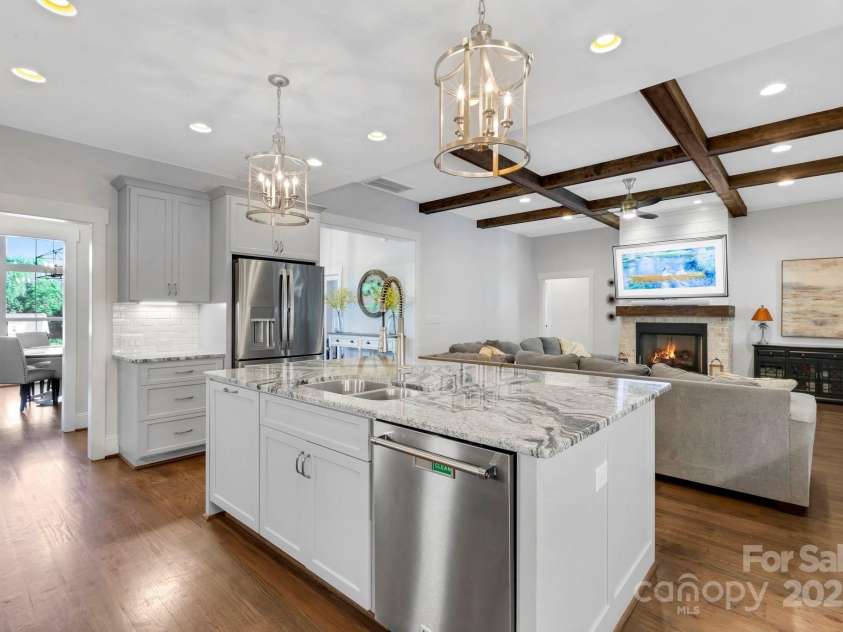 2122 Goose Creek Farm Lane, Indian Trail, NC 28079.  MLS# CAR4270458, YatesRealty ID 26144. 