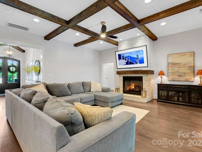 2122 Goose Creek Farm Lane, Indian Trail, NC 28079.  MLS# CAR4270458, YatesRealty ID 26144. 