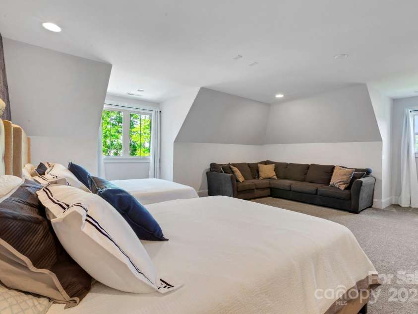 2122 Goose Creek Farm Lane, Indian Trail, NC 28079.  MLS# CAR4270458, YatesRealty ID 26144. 