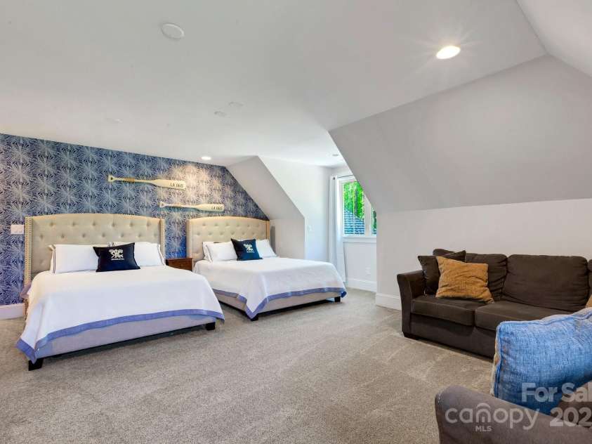 2122 Goose Creek Farm Lane, Indian Trail, NC 28079.  MLS# CAR4270458, YatesRealty ID 26144. 