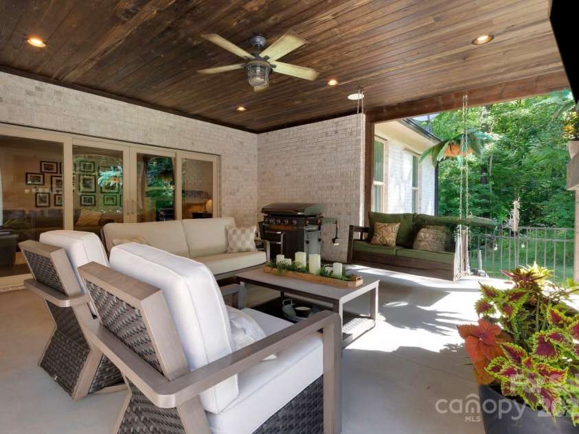 2122 Goose Creek Farm Lane, Indian Trail, NC 28079.  MLS# CAR4270458, YatesRealty ID 26144. 