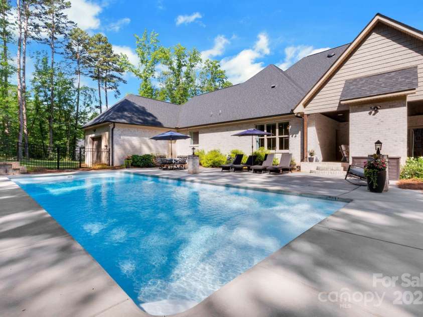 2122 Goose Creek Farm Lane, Indian Trail, NC 28079.  MLS# CAR4270458, YatesRealty ID 26144. 