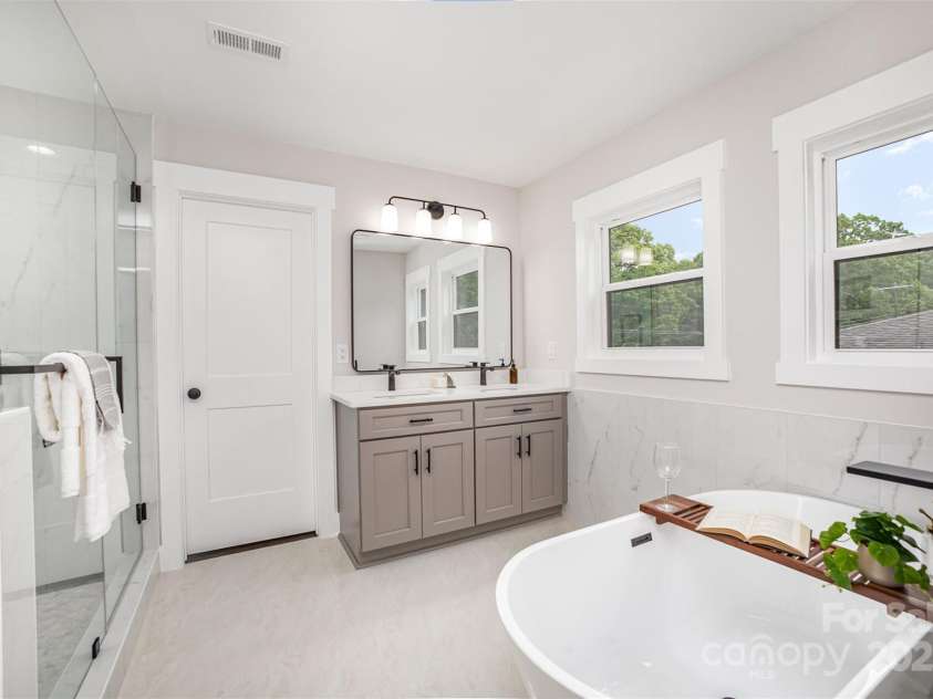 9527 Walkers Ferry Road, Charlotte, NC 28214.  MLS# CAR4255253, YatesRealty ID 26145. Your primary bath sanctuary awaits