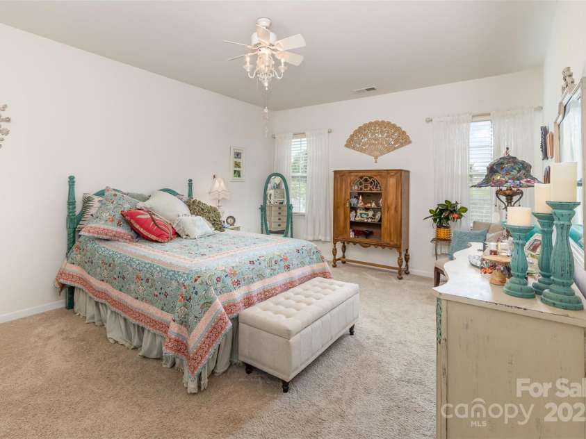 1220 Kent Downs Avenue, Concord, NC 28027.  MLS# CAR4272304, YatesRealty ID 26147. 