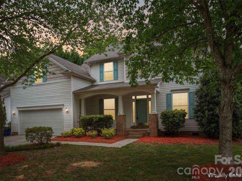15108 Bridle Trace Lane, Pineville, NC 28134.  MLS# CAR4375278, YatesRealty ID 26149. 