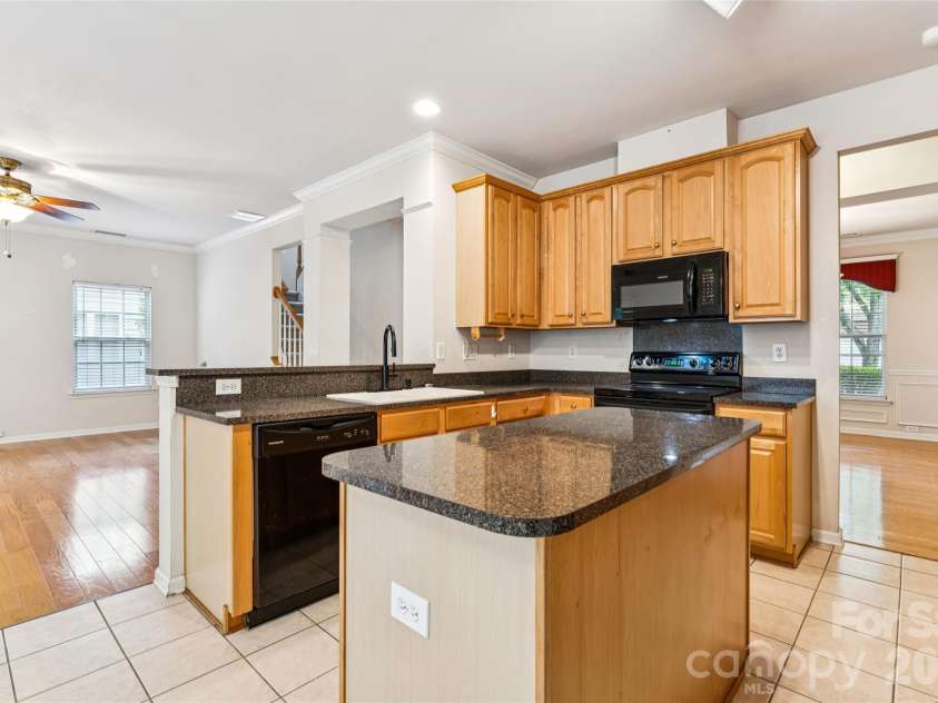 15108 Bridle Trace Lane, Pineville, NC 28134.  MLS# CAR4375278, YatesRealty ID 26149. 