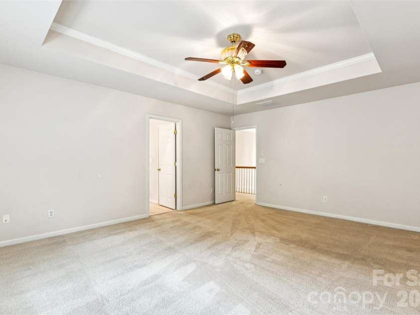 15108 Bridle Trace Lane, Pineville, NC 28134.  MLS# CAR4375278, YatesRealty ID 26149. 