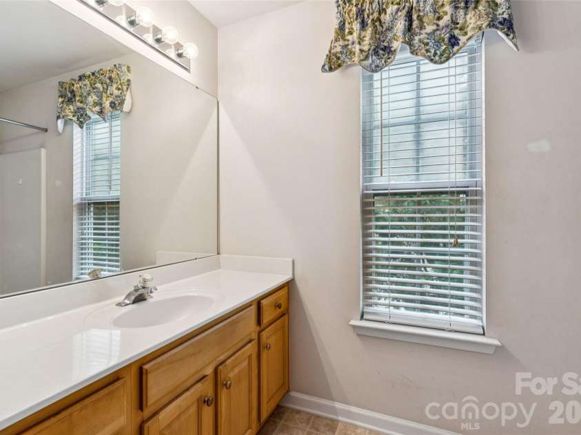 15108 Bridle Trace Lane, Pineville, NC 28134.  MLS# CAR4375278, YatesRealty ID 26149. 