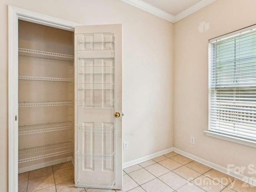 15108 Bridle Trace Lane, Pineville, NC 28134.  MLS# CAR4375278, YatesRealty ID 26149. 