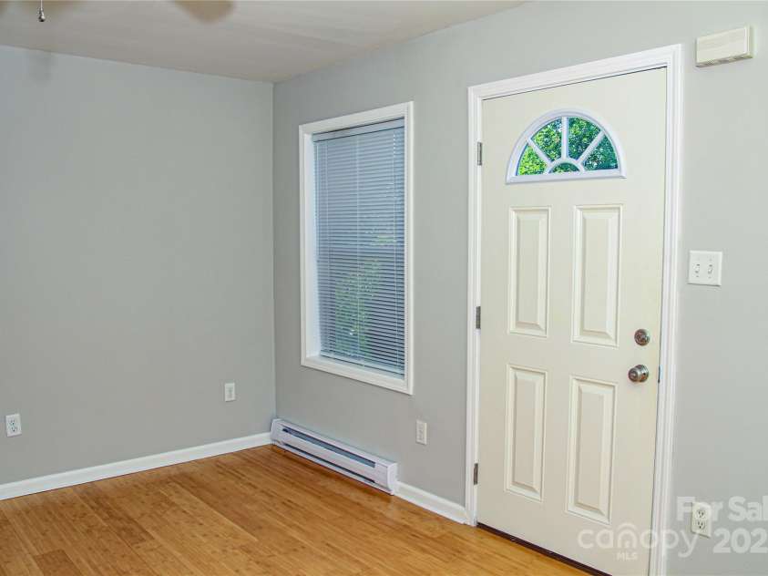 46 Spicewood Road, Weaverville, NC 28787.  MLS# CAR4272815, YatesRealty ID 26149. 