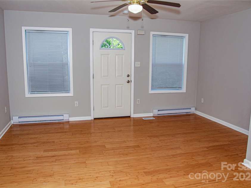 46 Spicewood Road, Weaverville, NC 28787.  MLS# CAR4272815, YatesRealty ID 26149. 