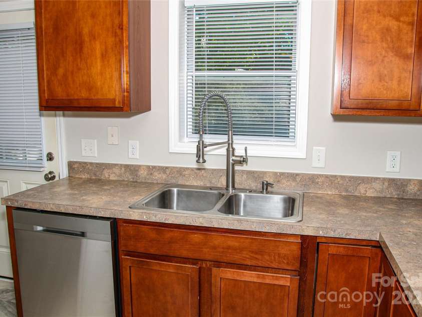 46 Spicewood Road, Weaverville, NC 28787.  MLS# CAR4272815, YatesRealty ID 26149. 