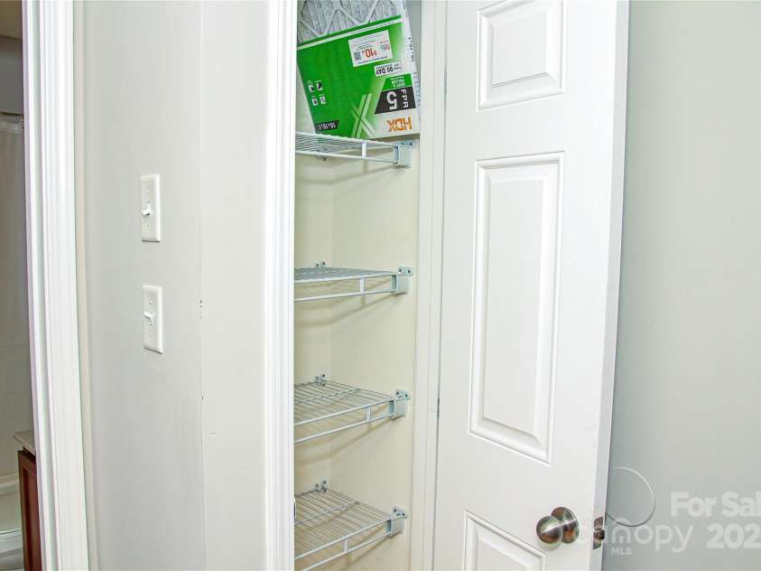 46 Spicewood Road, Weaverville, NC 28787.  MLS# CAR4272815, YatesRealty ID 26149. 