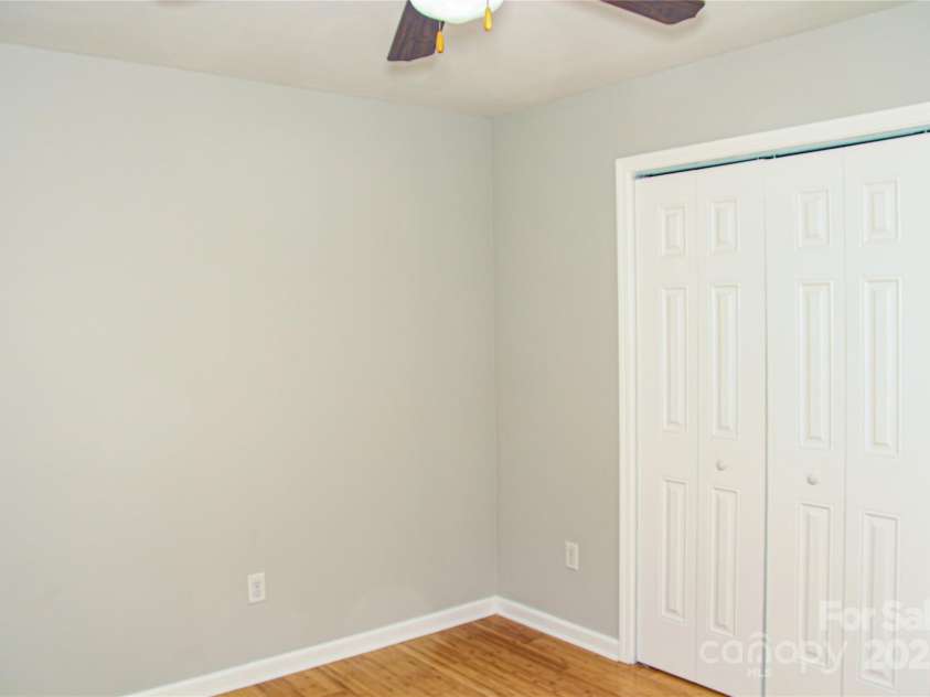 46 Spicewood Road, Weaverville, NC 28787.  MLS# CAR4272815, YatesRealty ID 26149. 