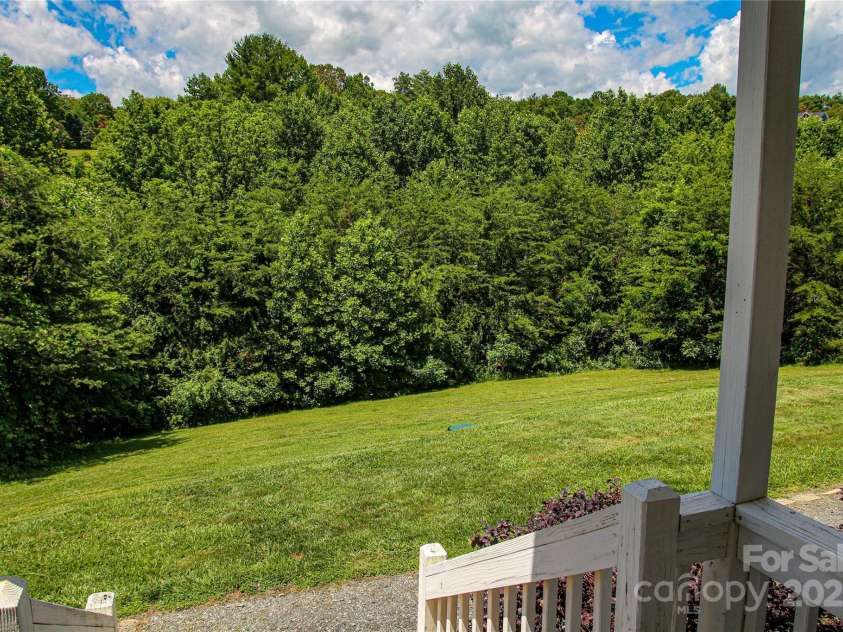 46 Spicewood Road, Weaverville, NC 28787.  MLS# CAR4272815, YatesRealty ID 26149. 