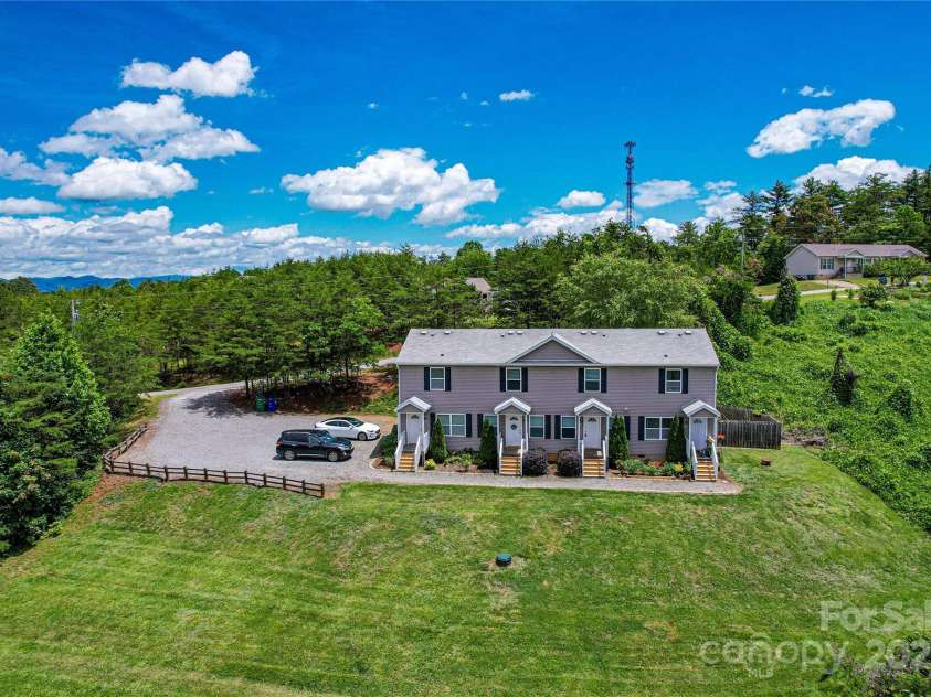 46 Spicewood Road, Weaverville, NC 28787.  MLS# CAR4272815, YatesRealty ID 26149. 