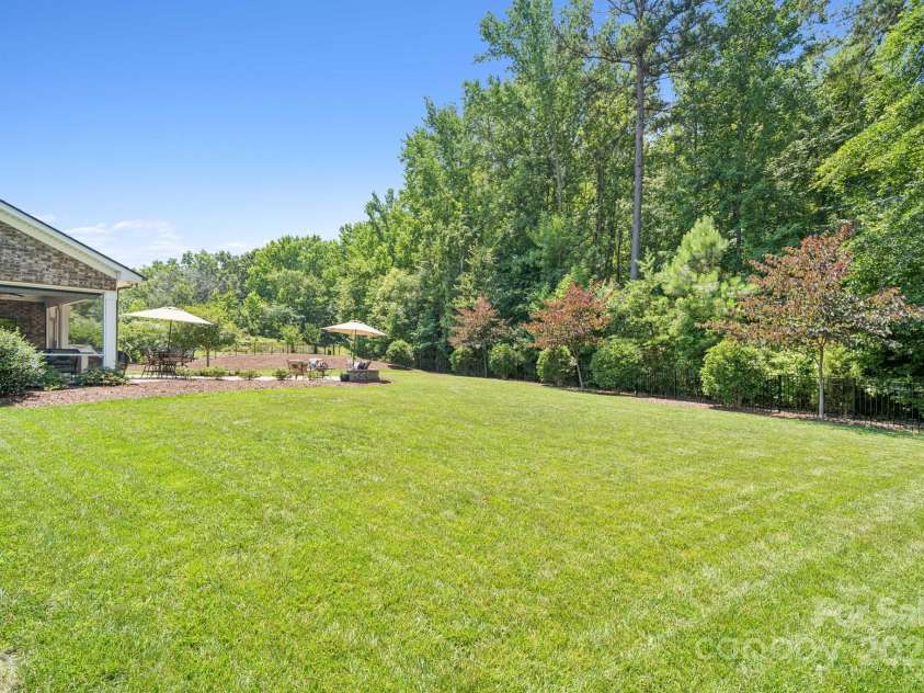 8729 Mullis Forest Court, Mint Hill, NC 28227.  MLS# CAR4276594, YatesRealty ID 26150. 