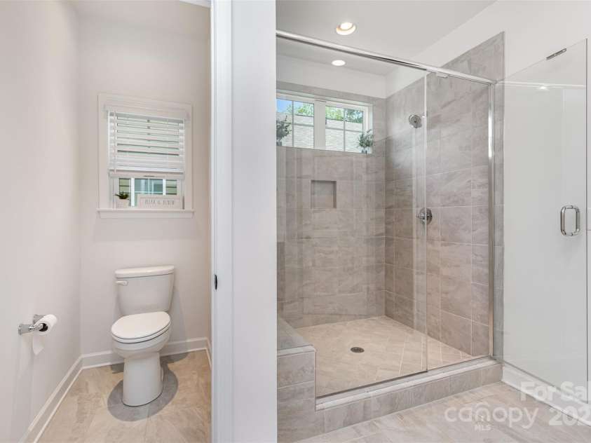 482 Lucky Drive, Concord, NC 28027.  MLS# CAR4265952, YatesRealty ID 26151. 