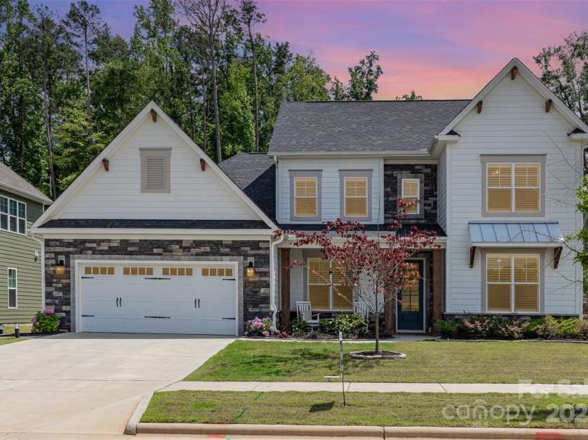 482 Lucky Drive, Concord, NC 28027.  MLS# CAR4265952, YatesRealty ID 26151. 