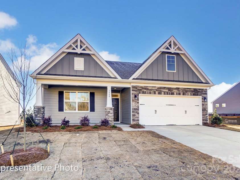 1436 Ardmore Drive, Sherrills Ford, NC 28673.  MLS# CAR4249517, YatesRealty ID 26152. 