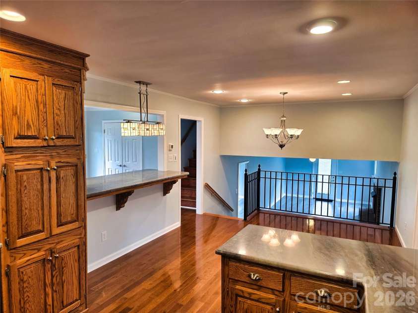 158 Meadowview Drive, Statesville, NC 28625.  MLS# CAR4385382, YatesRealty ID 26152. 