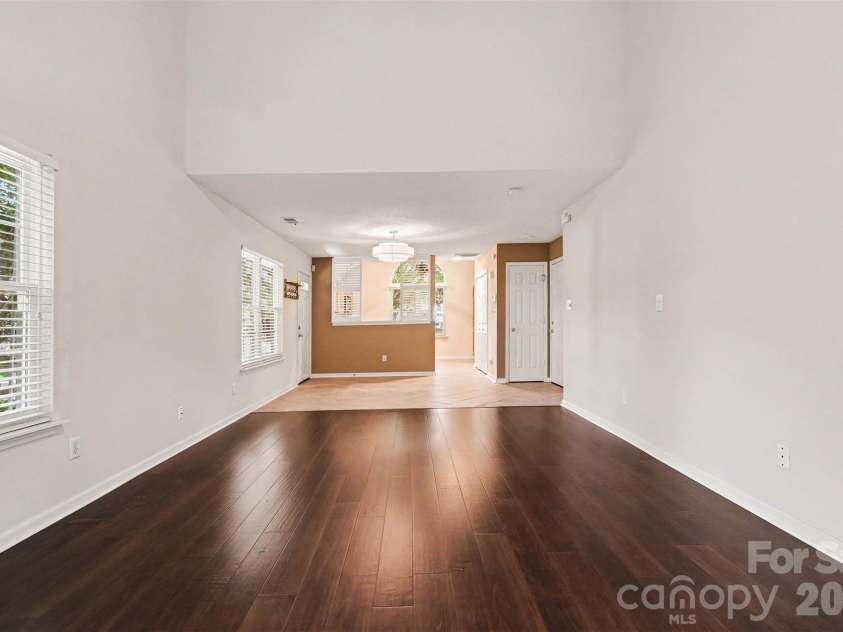 8929 Scotch Heather Way, Charlotte, NC 28277.  MLS# CAR4386663, YatesRealty ID 26153. Open living room
