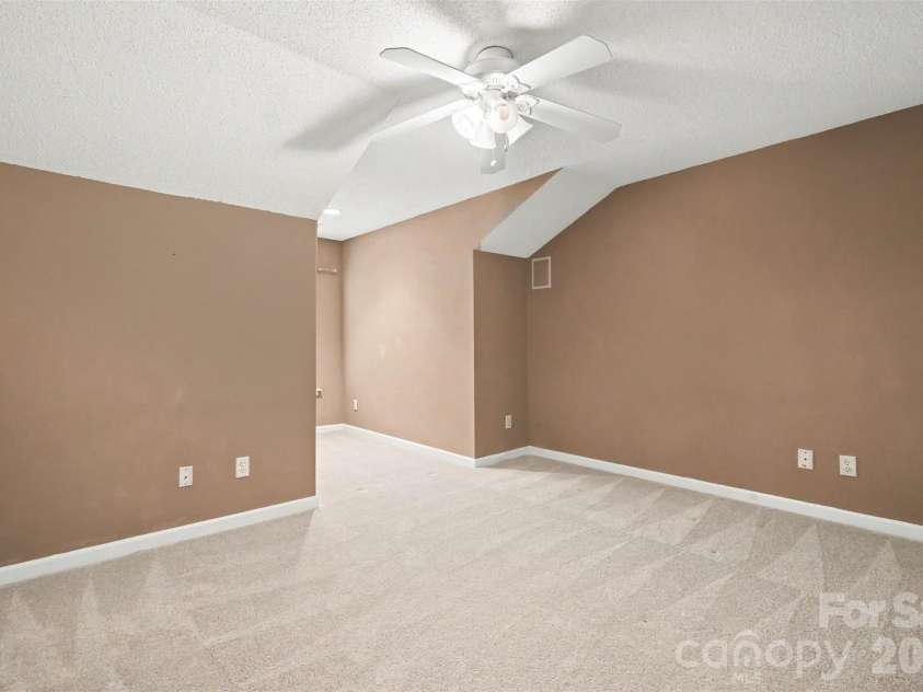8929 Scotch Heather Way, Charlotte, NC 28277.  MLS# CAR4386663, YatesRealty ID 26153. Secondary bedroom