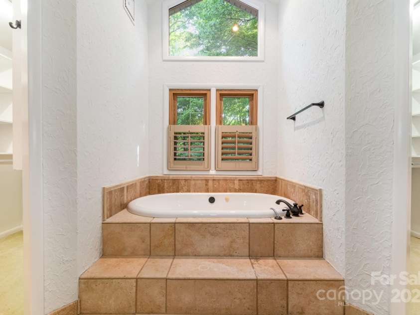 1006 Lost Cove, Weddington, NC 28104.  MLS# CAR4221698, YatesRealty ID 26154. 