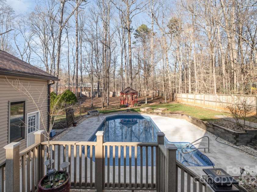 1006 Lost Cove, Weddington, NC 28104.  MLS# CAR4221698, YatesRealty ID 26154. 